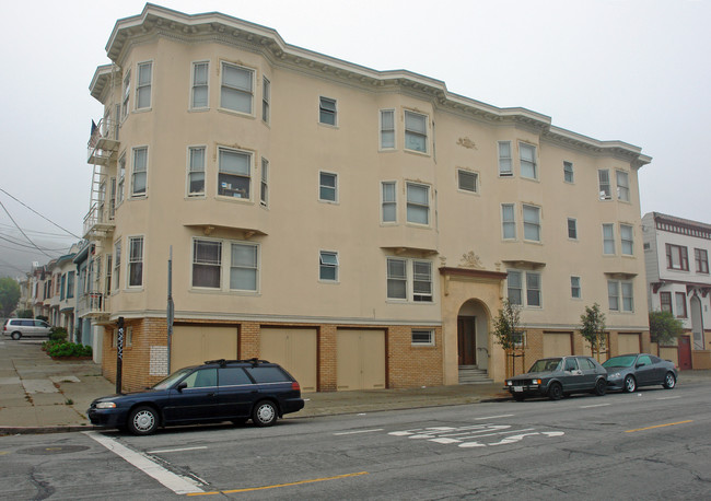 2207 Cabrillo St in San Francisco, CA - Building Photo - Building Photo