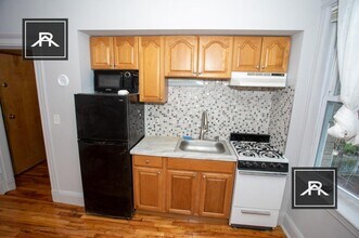 1332 Commonwealth Ave in Boston, MA - Building Photo - Building Photo