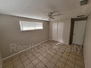 7408 Sea Grape Ave in Port Richey, FL - Building Photo - Building Photo