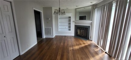 1439 Sprunt Ave in Lumberton, NC - Building Photo - Building Photo