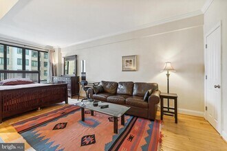 1701 16th St NW in Washington, DC - Building Photo - Building Photo