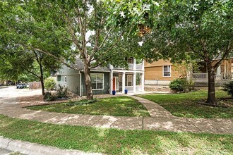2310 Sweet Clover Dr in Austin, TX - Building Photo - Building Photo