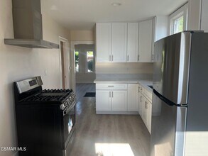 331 S Ave 56 in Los Angeles, CA - Building Photo - Building Photo