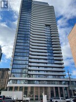15 Holmes Ave in Toronto, ON - Building Photo