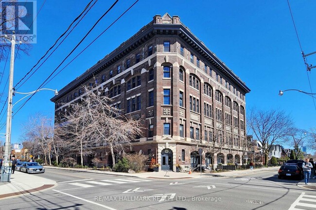 property at 183 Dovercourt Rd