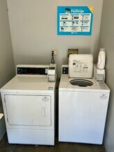 3836 1/2 Westwood Blvd, Unit 3836.5 in Culver City, CA - Building Photo - Building Photo