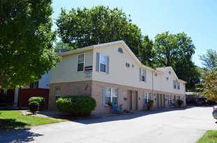 903 Franklin Ave Apartments