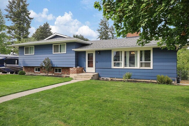 11105 E 8th Ave, Unit Primary in Spokane Valley, WA - Building Photo - Building Photo