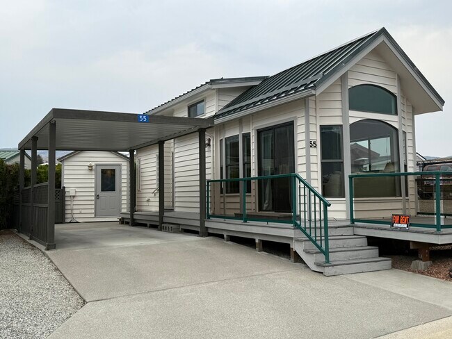 1000 WA-150 in Manson, WA - Building Photo - Building Photo
