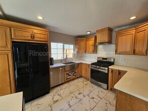 2810 Sherwin Ave in Ventura, CA - Building Photo - Building Photo