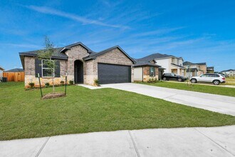 3822 Zoeys Wy in Fulshear, TX - Building Photo - Building Photo