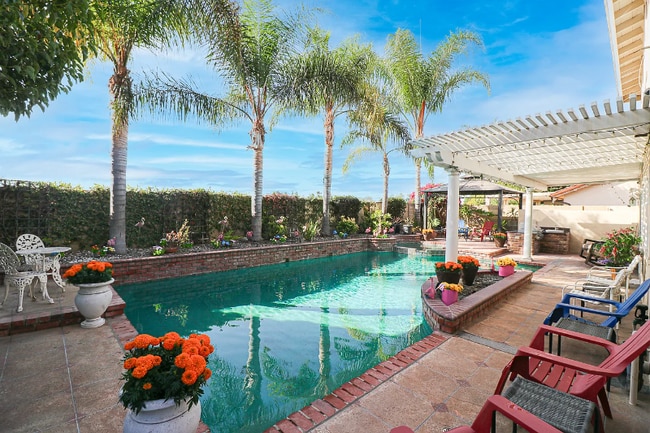 11122 Blue Allium Ave in Fountain Valley, CA - Building Photo - Building Photo