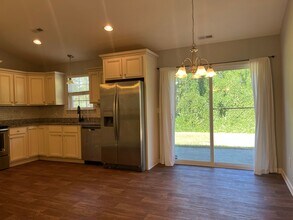 221 Stonewood Crossing Dr in Boiling Springs, SC - Foto de edificio - Building Photo