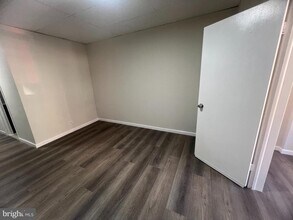 1337 E Passyunk Ave-Unit -1 in Philadelphia, PA - Building Photo - Building Photo