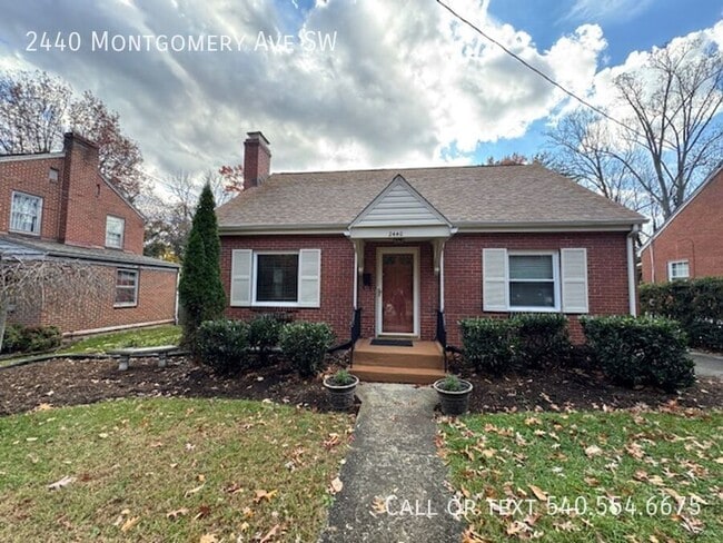 2440 Montgomery Ave SW in Roanoke, VA - Building Photo - Building Photo