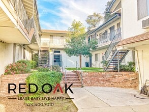 630 N Cerritos Ave, Unit 220 in Azusa, CA - Building Photo - Building Photo