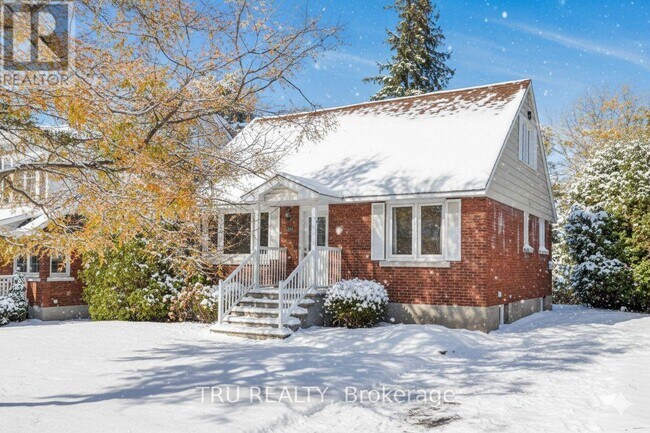 1315 Kilborn Ave in Ottawa, ON - Building Photo - Building Photo
