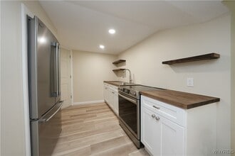 100 Bridle Ln in Elma, NY - Building Photo - Building Photo