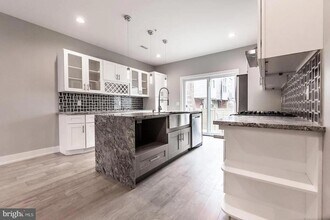 2055 Tasker St in Philadelphia, PA - Building Photo - Building Photo