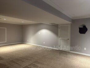 8308 Holly Haven Ln in Fairfax Station, VA - Building Photo - Building Photo