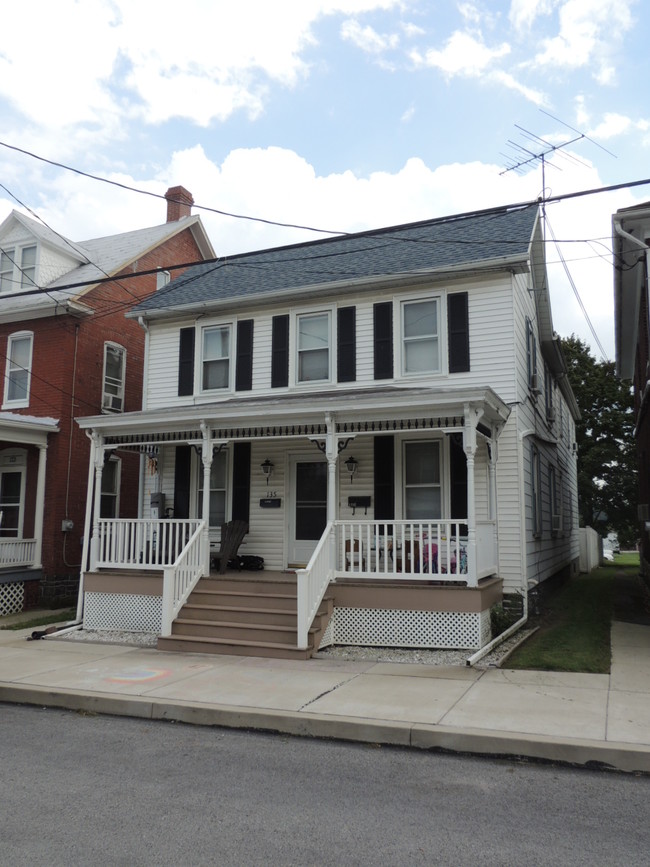 135 Hanover St