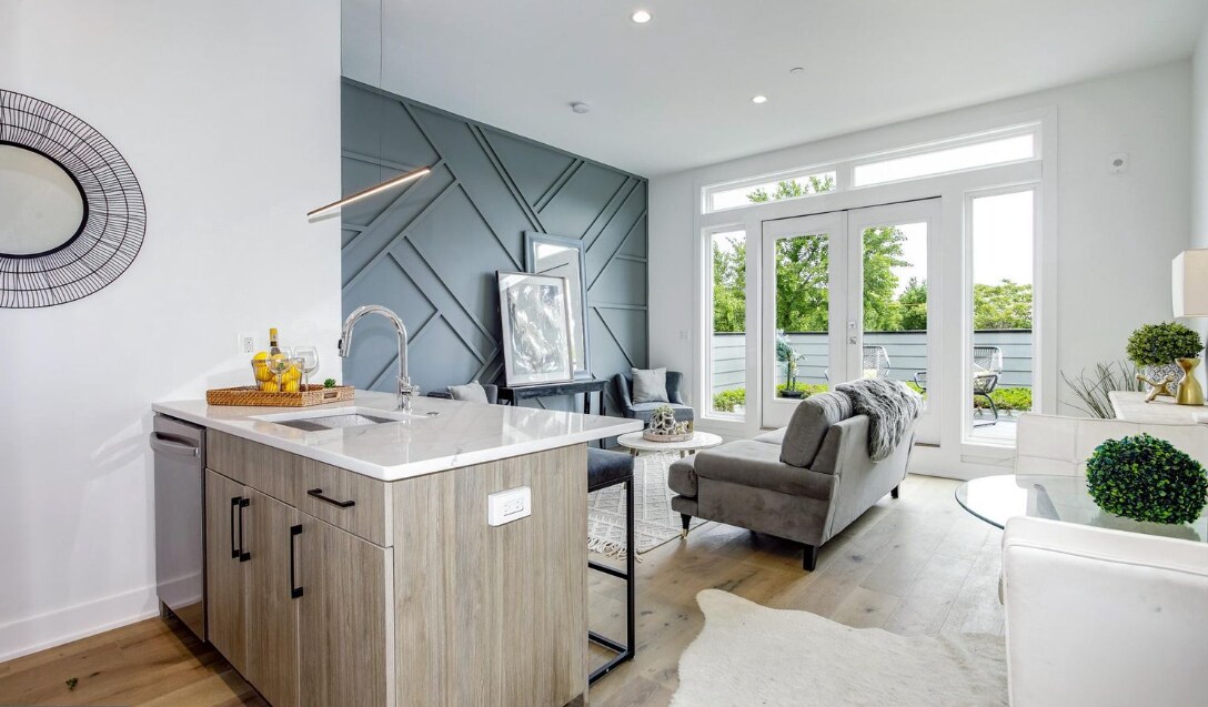 1014 1/2 17th Pl NE in Washington, DC - Building Photo