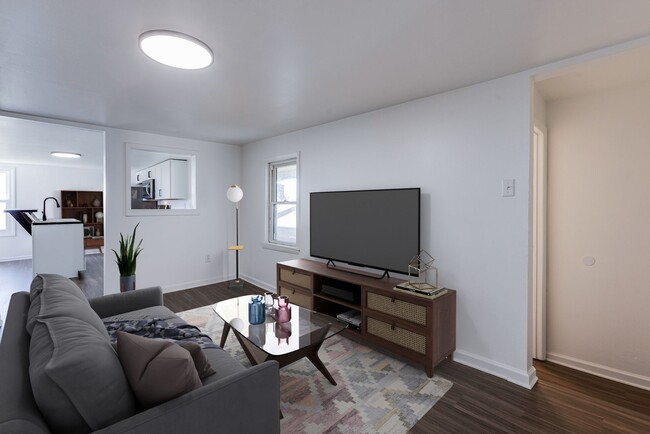 property at 7 Renwick St