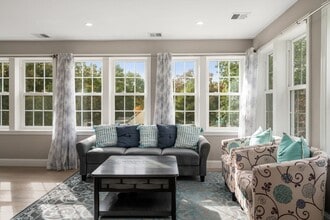 63 Pine St in Natick, MA - Building Photo - Building Photo