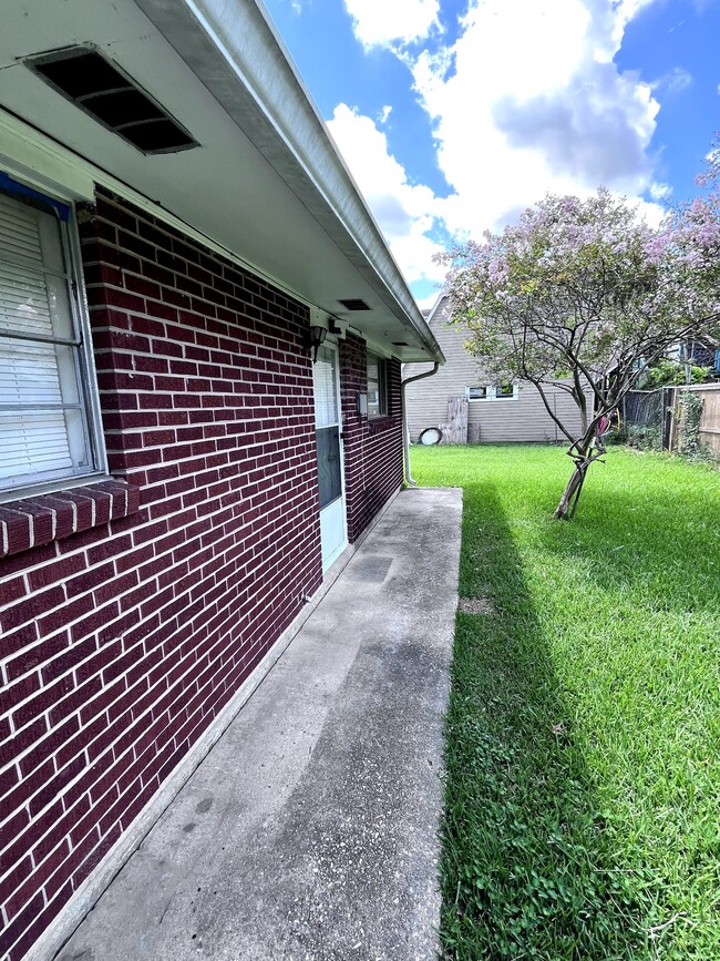 3022 Wilshire Dr in Baton Rouge, LA - Building Photo - Building Photo