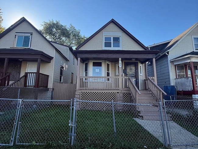 property at 41 E 100th Pl