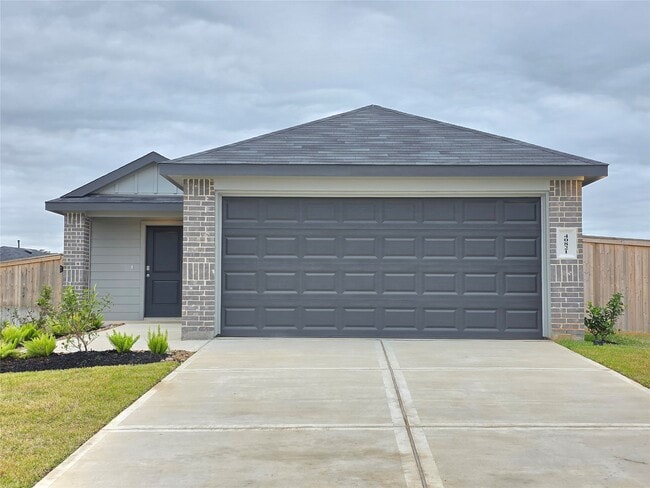 property at 40821 Hawthorne Glades St