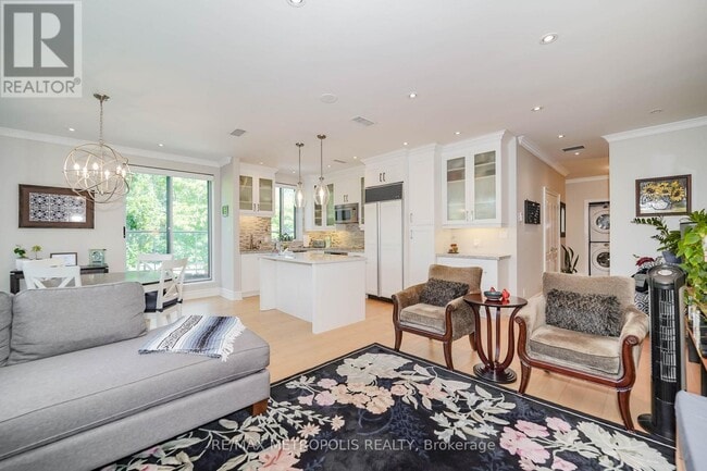 1 Watergarden Way in Toronto, ON - Building Photo - Building Photo