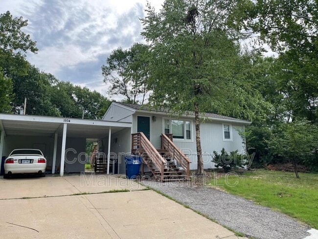 property at 1934 Naismith Dr