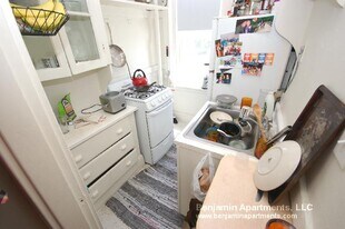 1185 Boylston St, Unit 50 in Boston, MA - Building Photo