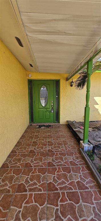 606 SE 13th Ct in Cape Coral, FL - Building Photo - Building Photo