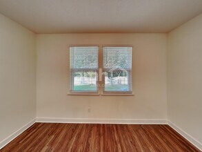 8579 Belfort St in Jacksonville, FL - Building Photo - Building Photo