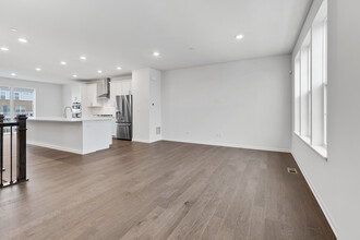 2954 Reflection Dr in Naperville, IL - Building Photo - Building Photo