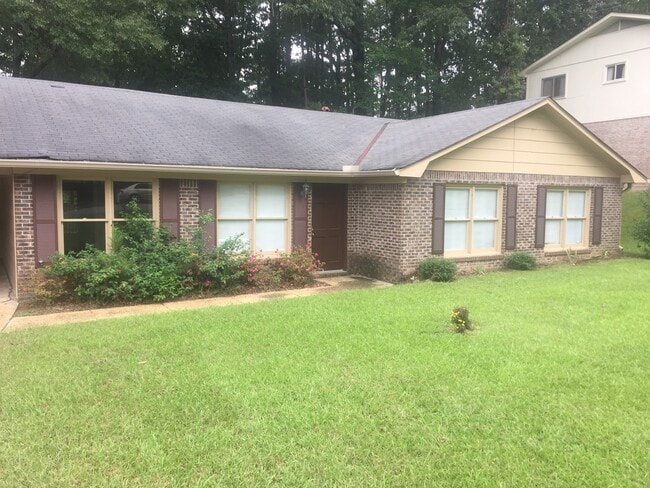 property at 5112 Briarcliff Dr