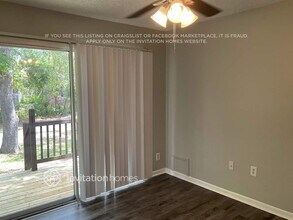 1306 Gulfview Woods Ln in Tarpon Springs, FL - Building Photo - Building Photo