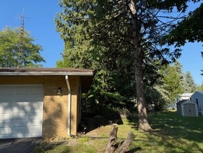 3679 S Pere Marquette Hwy in Ludington, MI - Building Photo - Building Photo