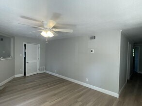 133 3rd St in Niceville, FL - Building Photo - Building Photo