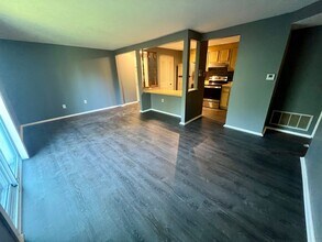 6322 Patrick Henry Dr in Aliquippa, PA - Building Photo - Building Photo