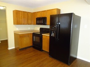 3345 Grove Berry Ln in Indianapolis, IN - Foto de edificio - Building Photo