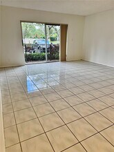 110 Gardens Dr in Pompano Beach, FL - Building Photo - Building Photo