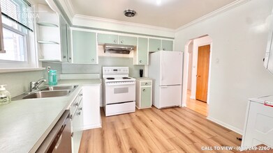 66 Wantanopa Cres in Toronto, ON - Building Photo - Building Photo