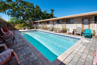 1023 NW 1st Ave in Fort Lauderdale, FL - Building Photo - Building Photo