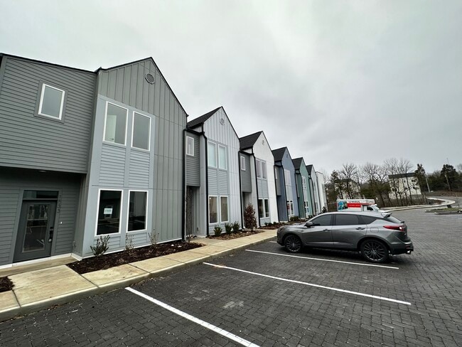 1535 Yarra St in Madison, TN - Foto de edificio - Building Photo