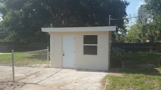 812 Padua Ct in Nokomis, FL - Building Photo - Building Photo