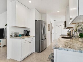 6397 Rosewood Dr in Englewood, FL - Building Photo - Building Photo