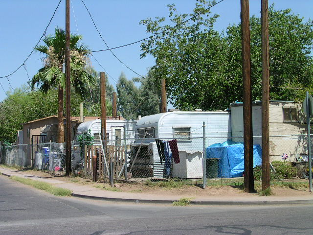 Lazy M in Phoenix, AZ - Foto de edificio - Building Photo